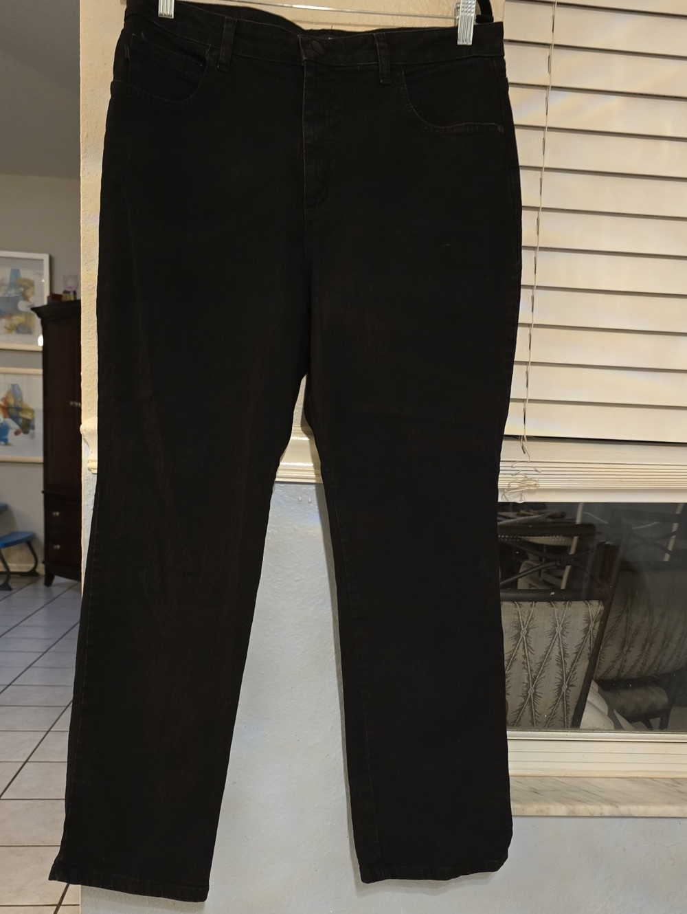 Lee Women's Black Straight-Leg Jeans